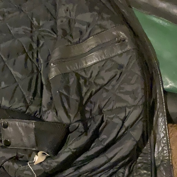 Heavy duty, genuine leather snowmobile suit. - Picture 5 of 16